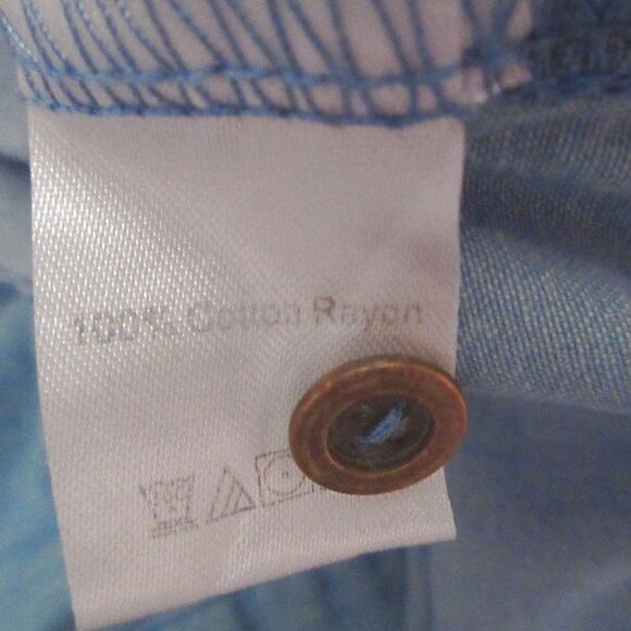 Vtg Embroidered Chambray Denim Shirt Size XL Tunic Top Bloomcore Boho Western - Picture 11 of 11